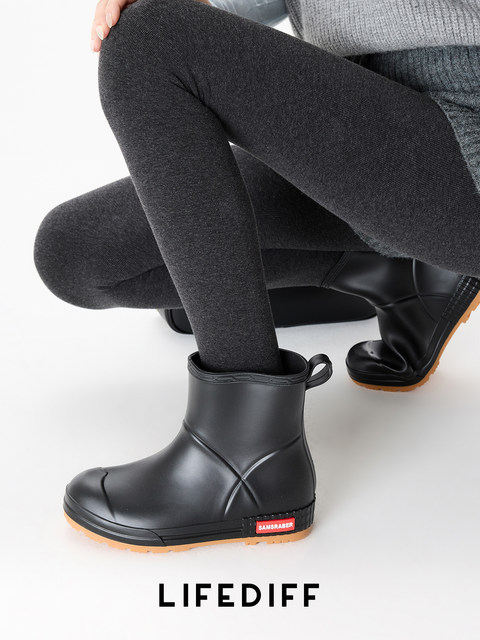 Autumn and winter, dark gray outer wear, vertical pattern heating and thermal leggings for women, thin velvet inner pantyhose that will keep you slim.