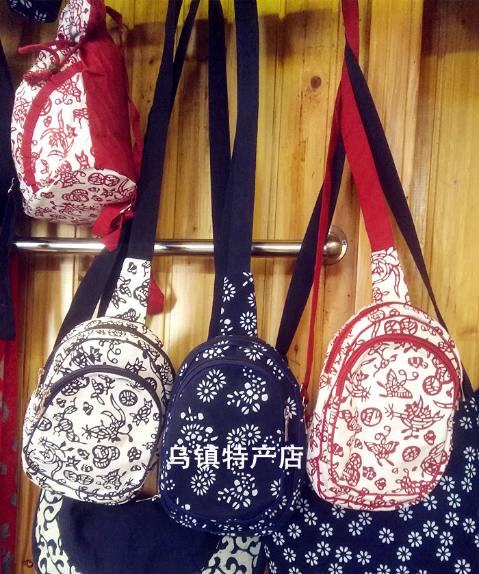 Wuzhen specialty blue printed cloth single shoulder bag bag package travel souvenir for men and women climbing bag