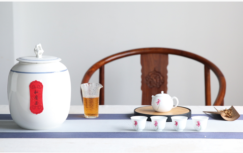 The three regular large pu 'er tea canister to jingdezhen ceramic seal storage tanks to wake S51037 POTS of tea storehouse