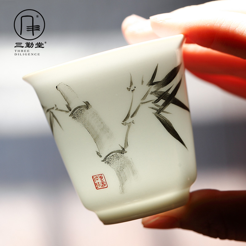 The three frequently kung fu tea cups household jingdezhen ceramic sample tea cup hand - made bamboo cup master cup single CPU