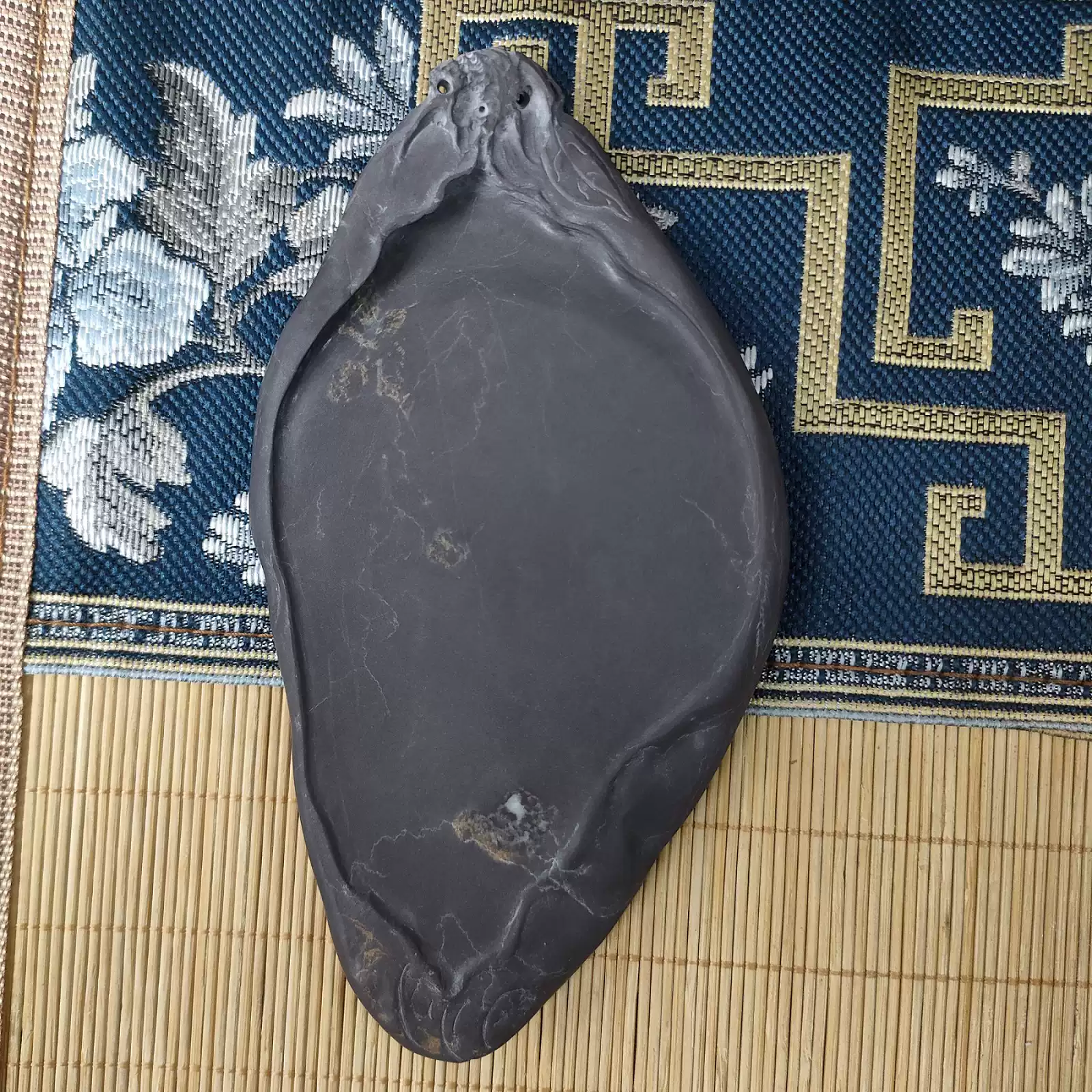 中国硯  老坑大西洞 小板硯 老坑水巌と小硯板 | 断箋残墨記