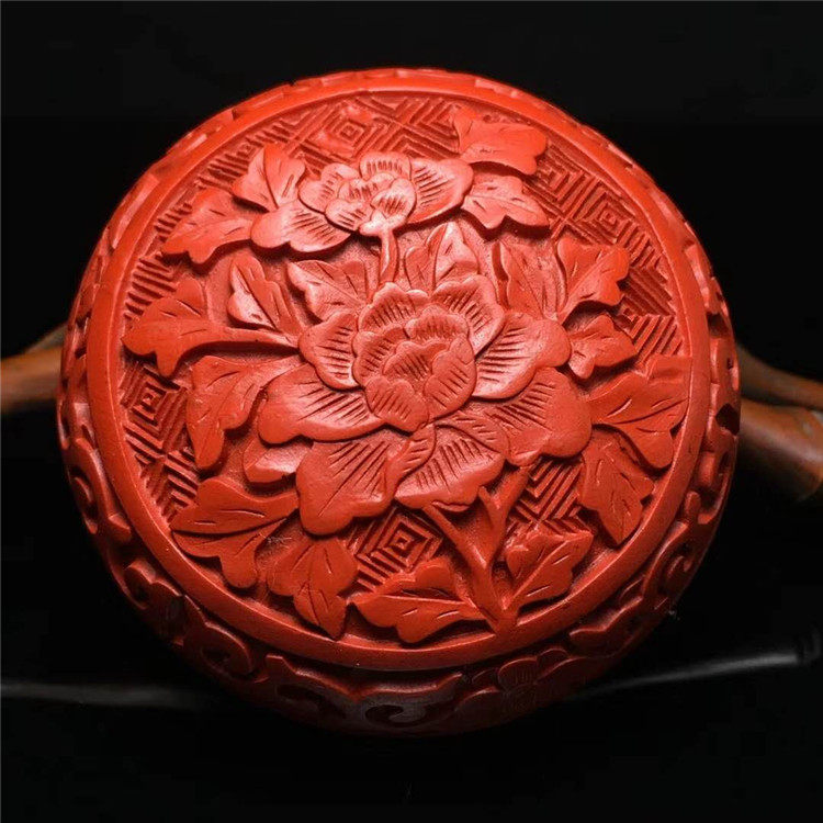 Chuanhui paint kicks red round peony pollen box fittings hand - handed piece of antique antique jade collection
