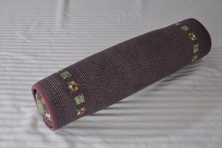 Подушка 韩国进口水洗棉纯色绣花颈椎枕定型枕护颈枕软管腰靠枕长45直径10