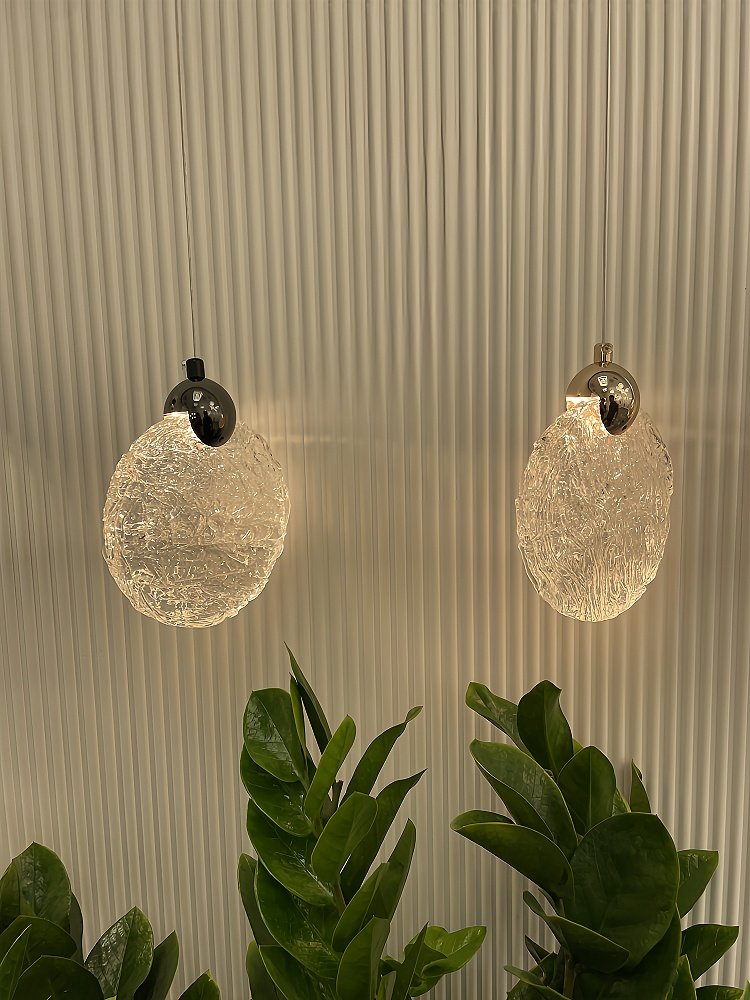 Italian-Style Light Luxury Bedroom Bedside Chandelier, Modern Minimalist Entryway Hallway Crystal Floating Ice Atmosphere Pendant Light