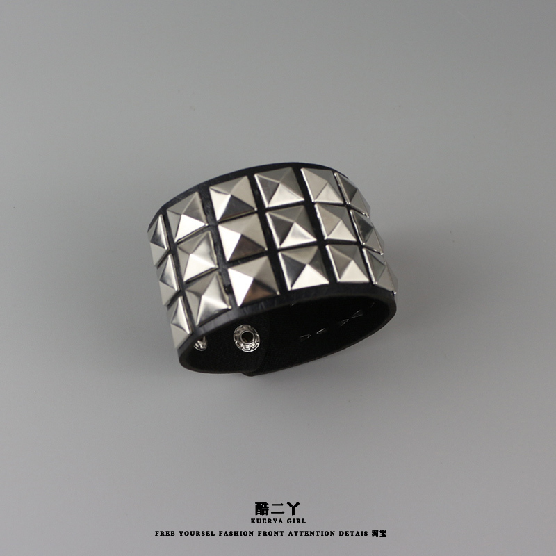 Punk Gothic Subculture Rock Studded Bracelet Y2K Sweet Cool Girl Music Festival Wide Bracelet Wristband Bangle Punk Gothic Subculture Rock Studded Bracelet Y2K Sweet Cool Girl Music Festival Wide Bracelet Wristband Bangle