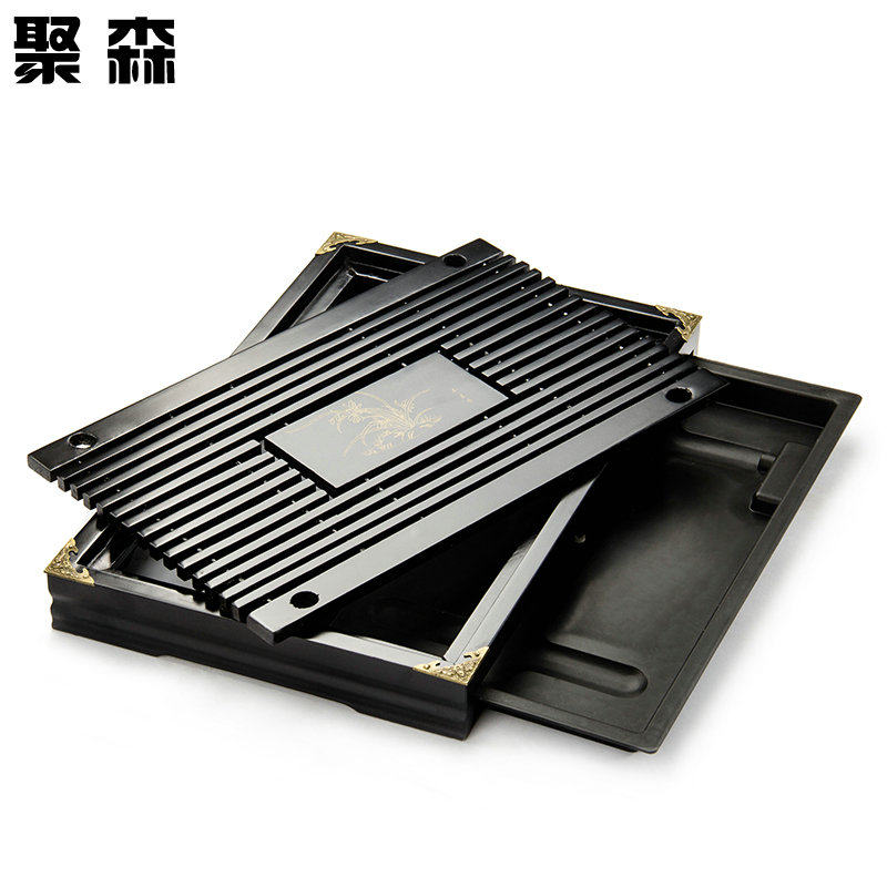 ��ɭ�躣����ʵľ���̺�ɫС������� ��