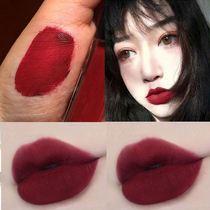  Matte lip glaze cow scarlet aunt color waterproof non-bleaching French niche European and American style affordable lipstick female student