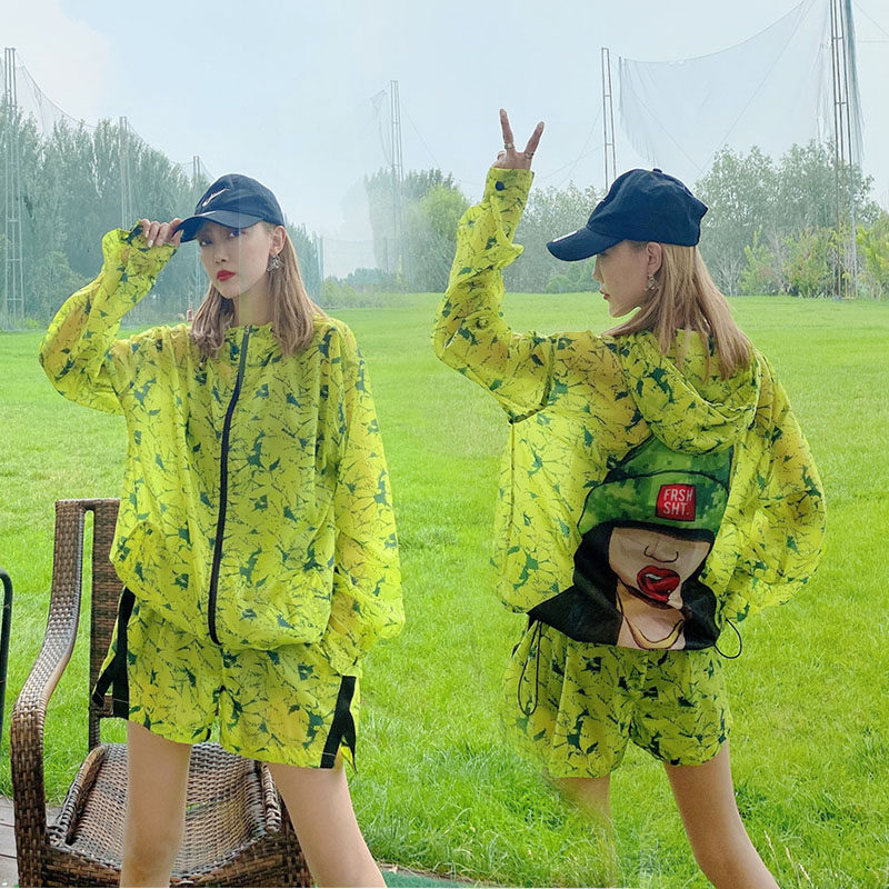Eurostock 2020 Summer new Beauty Pattern printed Lianhood jacket shorts Sport Leisure sunscreen Suit Women