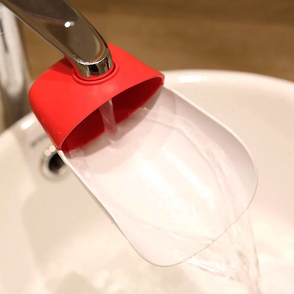 United States Prince Lionheart American Lionheart children's faucet extender Baby hand washing water diversion device