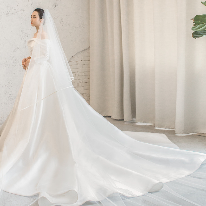  S+Zhang Xinyu ivory white tail   + $20.43 