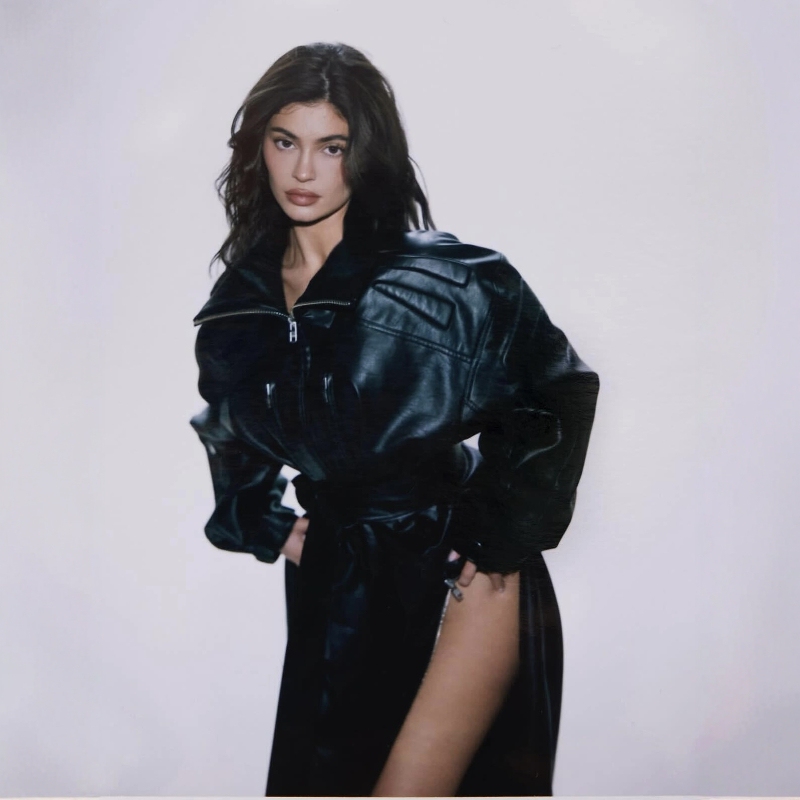 Khy Motorcycle-Style Faux Leather Stand-Collar Trench Coat, Kylie-Style Silhouette with Zipper and Belt Leather Coat Khy Motorcycle-Style Faux Leather Stand-Collar Trench Coat, Kylie-Style Silhouette with Zipper and Belt Leather Coat