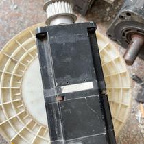 (Negotiation) Yaskawa Electric SGMJV-08AAA6C real picture packaged