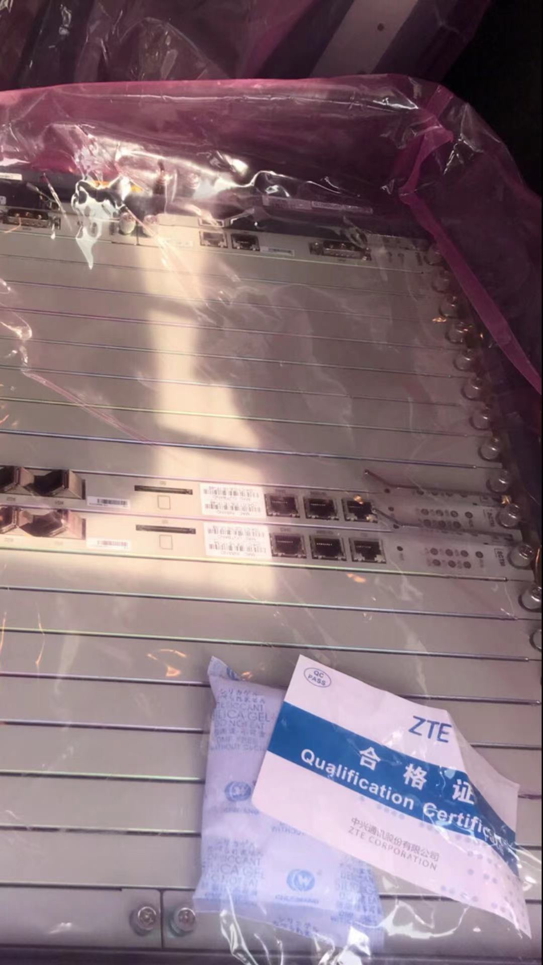 ZTE brand new C300 machine frame SCTM XN master control HUVQ uplink original pack triple double 10,000 trillion configuration