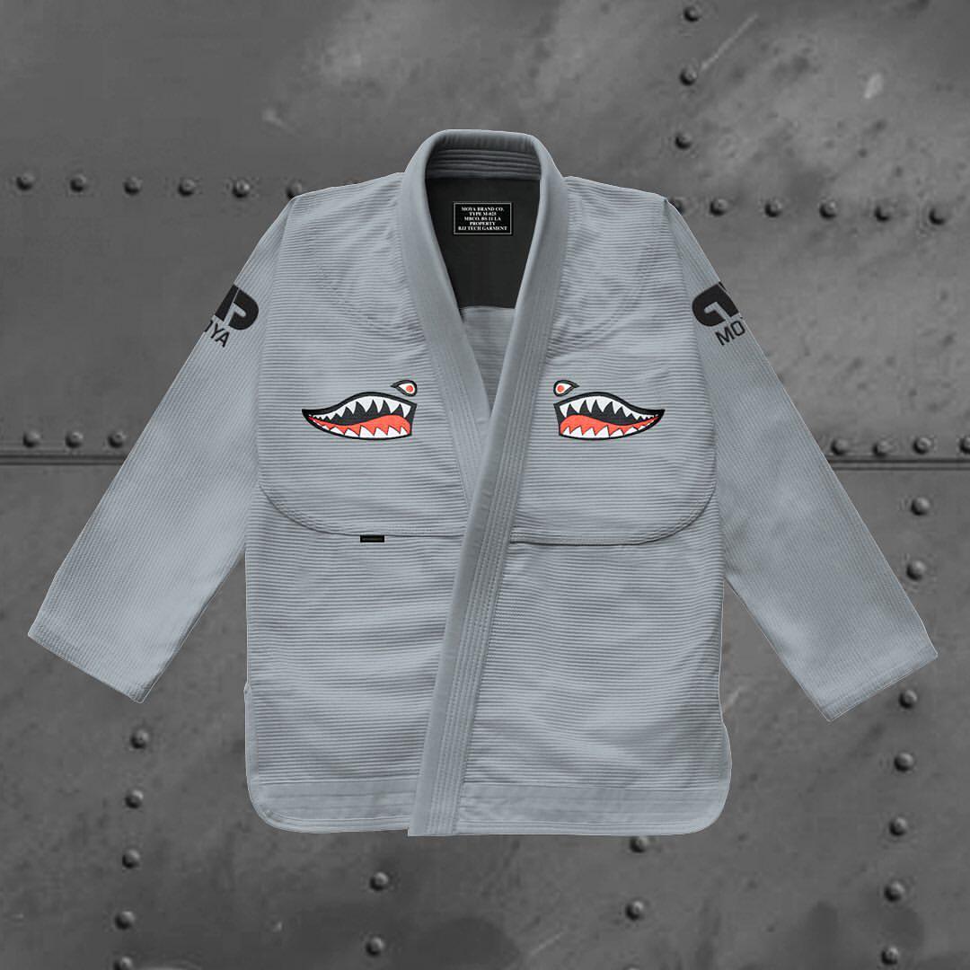 Small amount of spot MOYA BRAND P40 BRAZILIAN FLEXO Grey Olive Green Ciso airlift