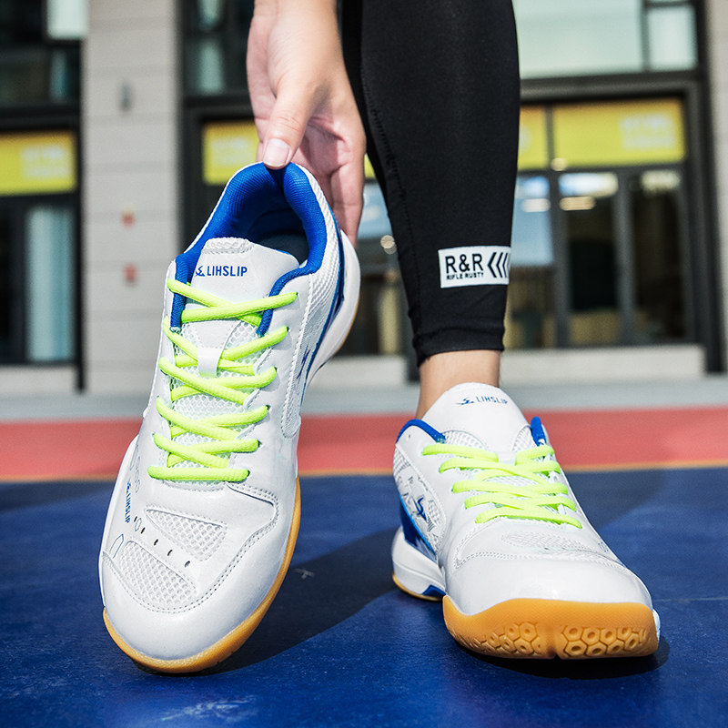 Кроссовки для волейбола 专业打排球鞋女学生防滑耐磨透气运动训练鞋拔河鞋轻便气排球 Medaron