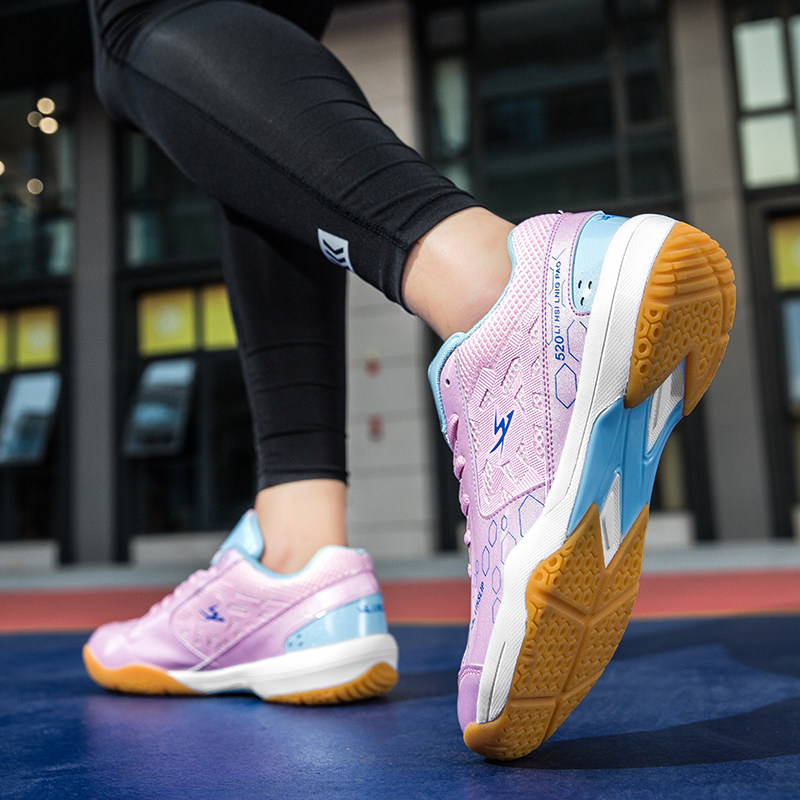 Кроссовки для волейбола 专业打排球鞋女学生防滑耐磨透气运动训练鞋拔河鞋轻便气排球 Medaron