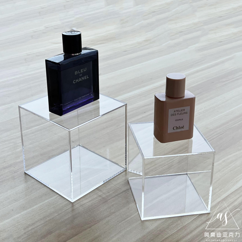 Jewelry base compressed cosmetic model model Antique porcelain high-definition square hollow stand base