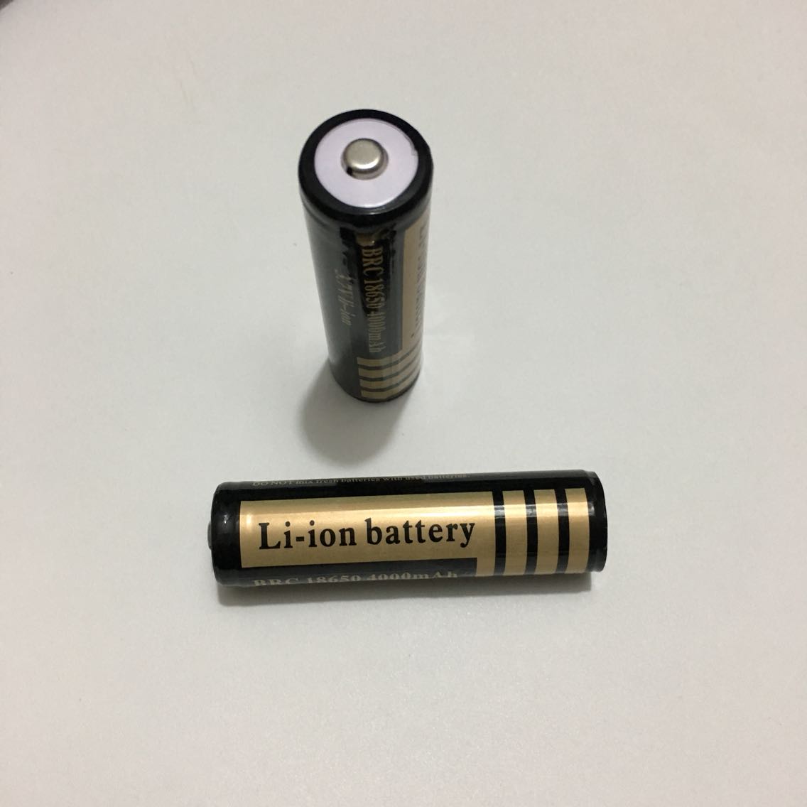 Rechargeable 3 7V Flashlight Power Bank Small Audio Fan Desk Lamp Radio Microphone Universal Lithium Battery