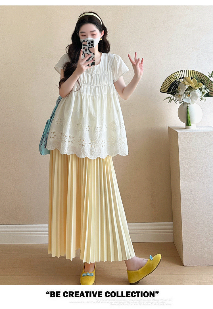 Maternity Summer Outfit 2026 New Style for Pregnant Moms, High-End Lace Top and Pleated Skirt Two-Piece Set for Summer — 11