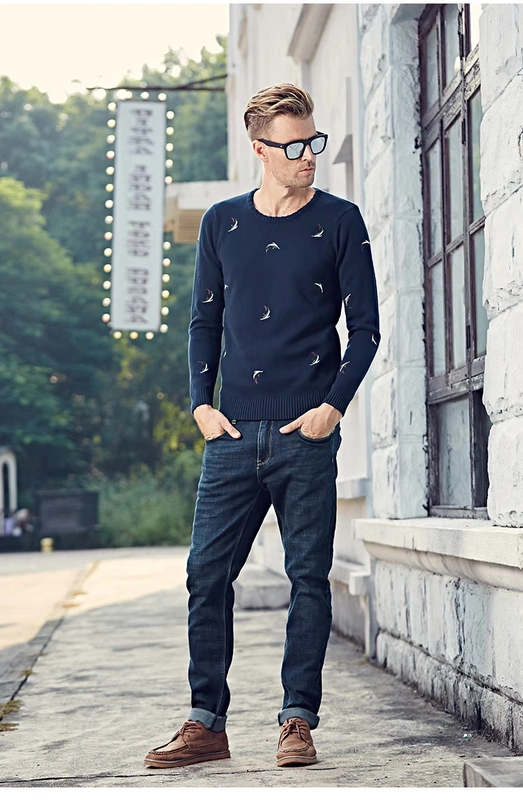 Anh Jubilee Áo thun nam cổ tròn Hàn Quốc Slim nam thêu mùa thu áo len