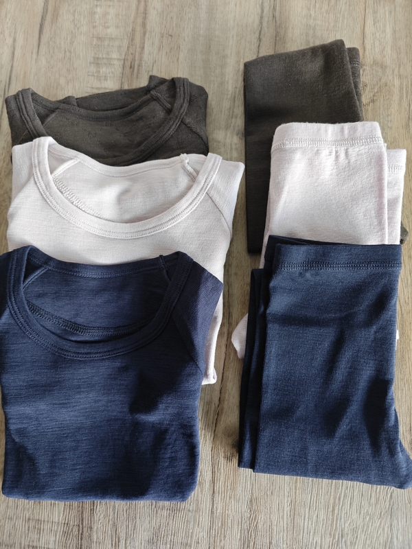 Scandinavian Danish Kidsren's 100% Merino Wool Home Clothes Set for Boys and Girls, Boneless Wool Base Layer Scandinavian Danish Kidsren's 100% Merino Wool Home Clothes Set for Boys and Girls, Boneless Wool Base Layer