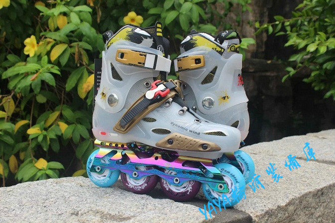 15 colleges specialties Specialty Stir-skates Flower Style Single Row Roller Skate Wheel Skating Shoes Adult Male And Female Flower Style Straight Row Wheels Bag