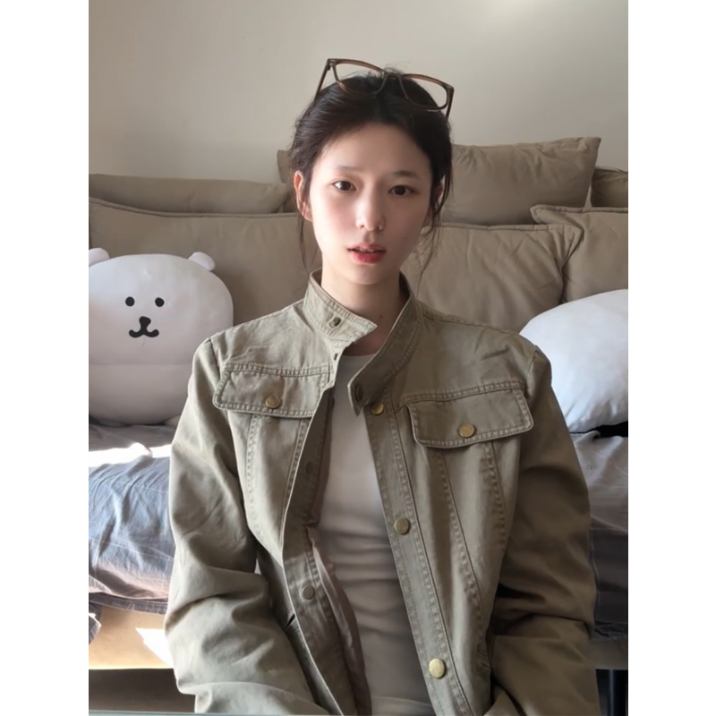 Vintage Washed Distressed Denim Jacket for Women 2026 New Style This Year's Popular Hot Item Unique and Beautiful Jacket