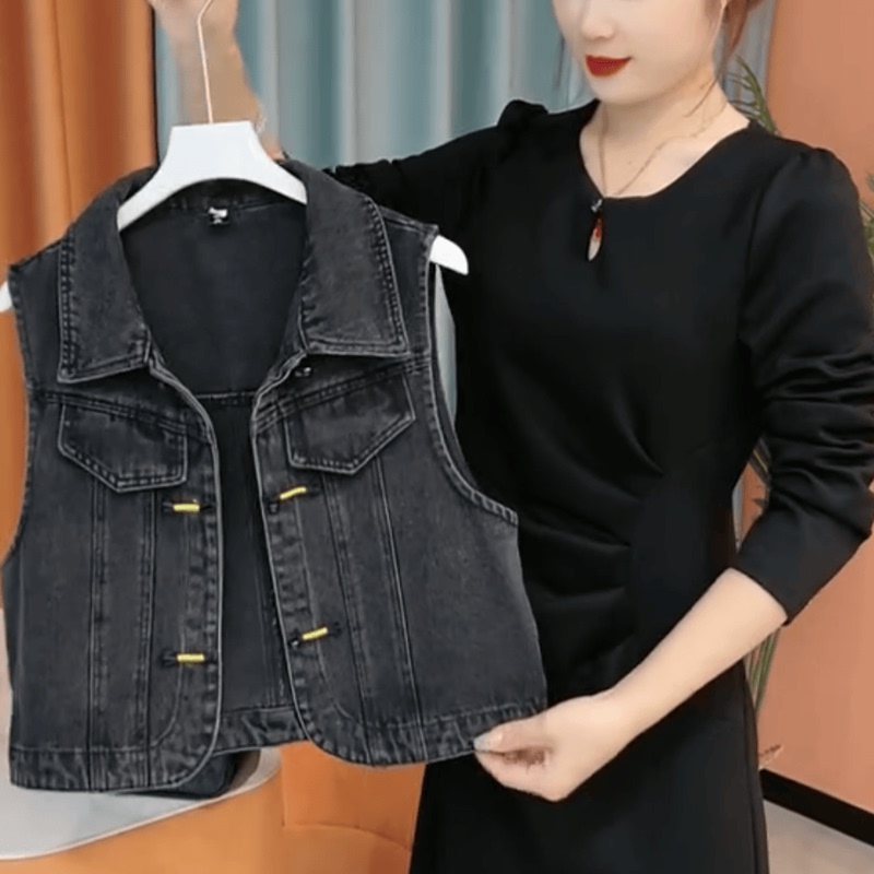 Fashionable Retro Denim Short Vest for Women, New Spring and Autumn Style, Loose and Stylish, Versatile Vest Jacket, Short Coat Fashionable Retro Denim Short Vest for Women, New Spring and Autumn Style, Loose and Stylish, Versatile Vest Jacket, Short Coat