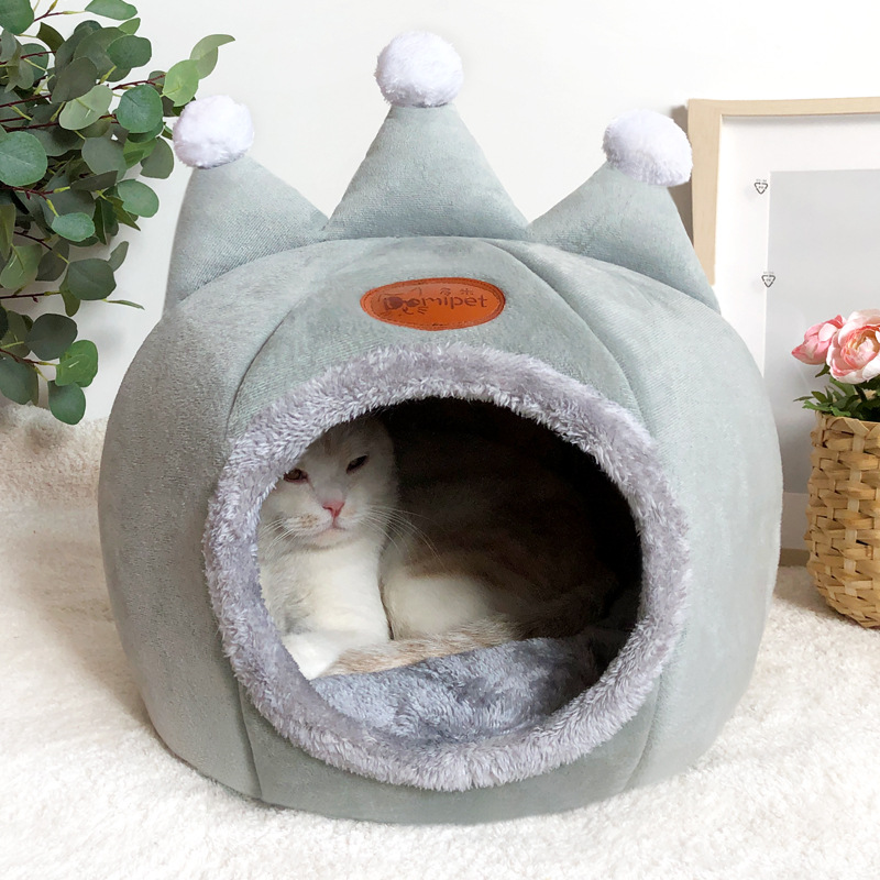 Cat litter winter warm pet mattress winter warm semi-enclosed plus velvet pet litter hot selling pet cat and dog litter