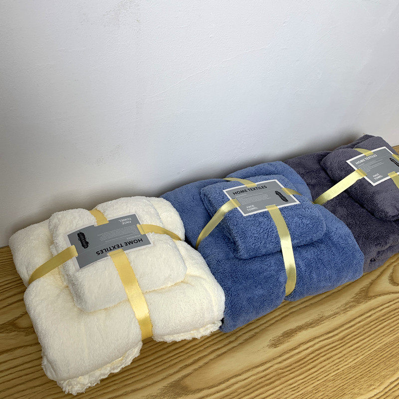 Delicate feel~~Two pieces into three-color coral fleece to increase thickening household towel bath towel