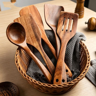 The spatula has a curved handle and a slanted spatula. The acacia wood spatula is thickened and lengthened. It is a household wooden stir-frying spatula, soup spoon and rice spoon that are not picky about the pot