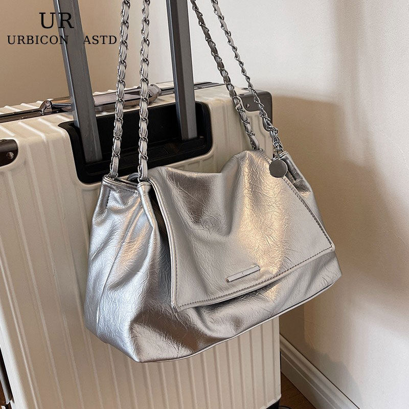 Серебряная сумка большой емкости, женская новинка 2025 года, высококачественная легкая роскошная нишевая сумка-мессенджер super fire commuter tote bag