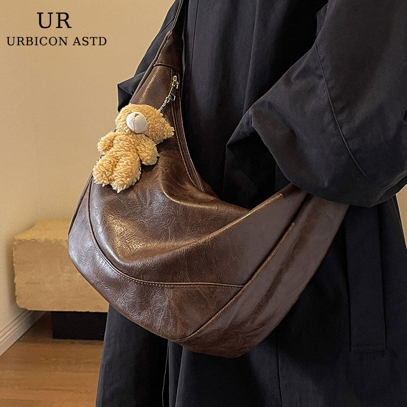 Женская сумка большой емкости, новинка 2025 года, супер-пожарная универсальная сумка-мессенджер для поездок на работу, высококачественная легкая роскошная нишевая сумка для пельменей