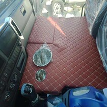 Light truck modified sleeper Junling v6 four meters two truck modified sleeper Howo light truck modified sleeper 4 2 meters