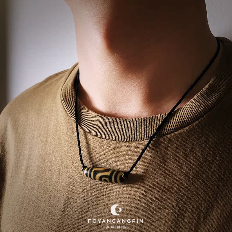 Tibetan Qingdai Laotian pearl male and female necklace handmade string of old products Baozhen bags Old one figure