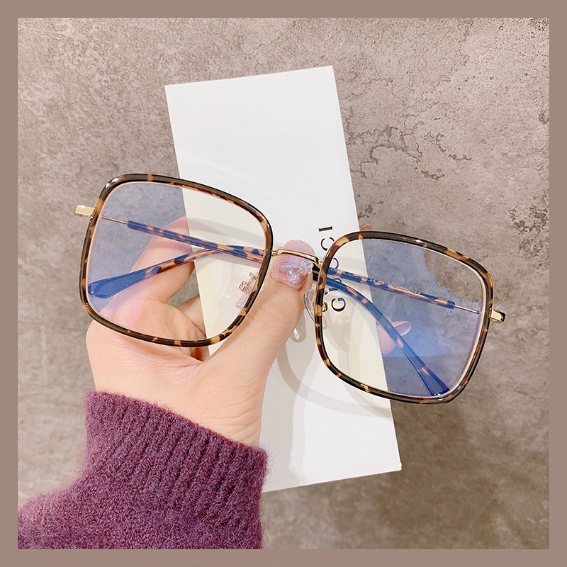 Renaissance radiation anti-blue light myopia glasses female frame of red faces large frame appears small decorative eye frame