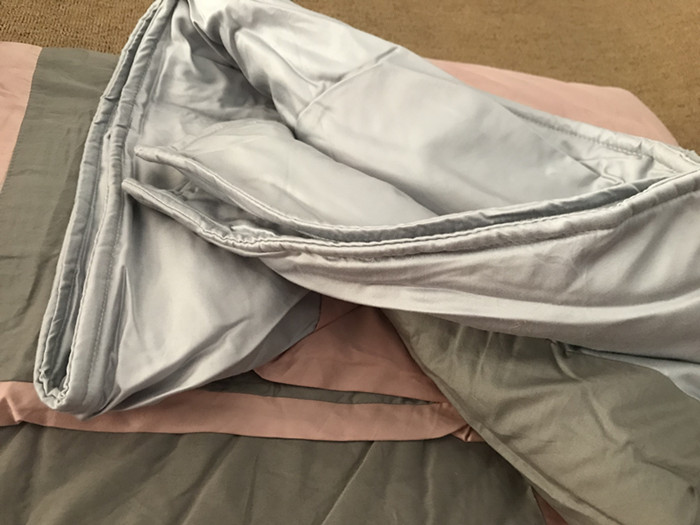 Mất tiền cotton dày satin đa chức năng chăn bông mỏng gấp đôi chăn 200 * 230cm - Quilt Covers 	chăn phao siêu nhẹ	