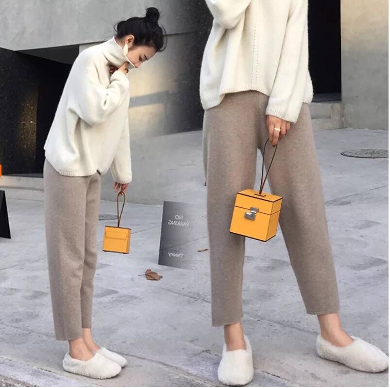 Pregnant Woman Broadlegged Pants South Korea 2020 Autumn Winter Thickening Knitted Casual Kharen Pants Winter Loose Outside Wearing Grandma Pants