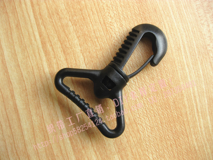 Spike price Inner diameter 3 8cm plastic hooks Shoulder bag clothing accessories accessories with suspension rope stretch lobster buckle