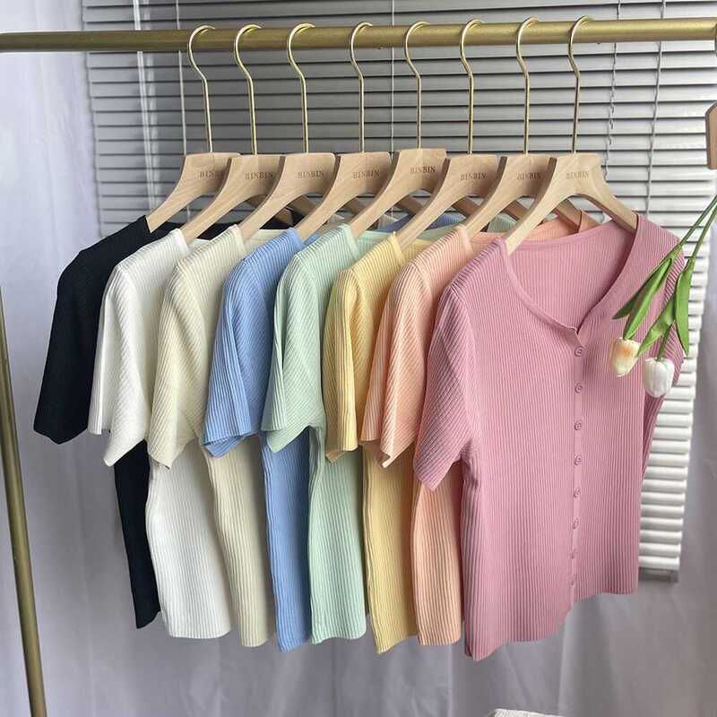 High-End and Elegant Ice Silk Short-Sleeved T-Shirt for Women, Summer Thin Cardigan, Slim Fit, Versatile Knitted V-Neck Top