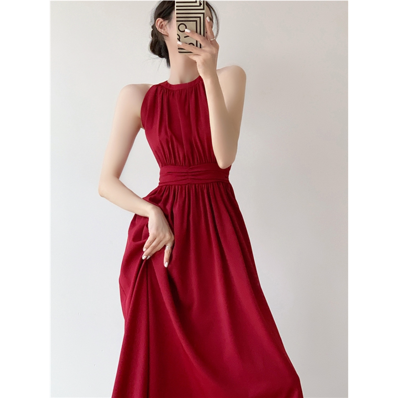 Docile Karsa Red Hepburn-Style Dress for Women, Summer 2026 New Halter Neck Engagement Dress, Little Red Dress