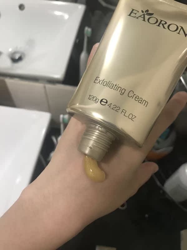 Úc mua thư trực tiếp nước tẩy tế bào chết bằng kim vàng tẩy tế bào chết cho da chết để làm sạch sâu da tẩy da chết mặt cho da dầu mụn