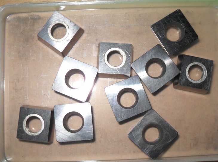 Chamfering machine blade composite straight edge chamfering machine blade milling machine blade 12 7 * 12 7 with hole