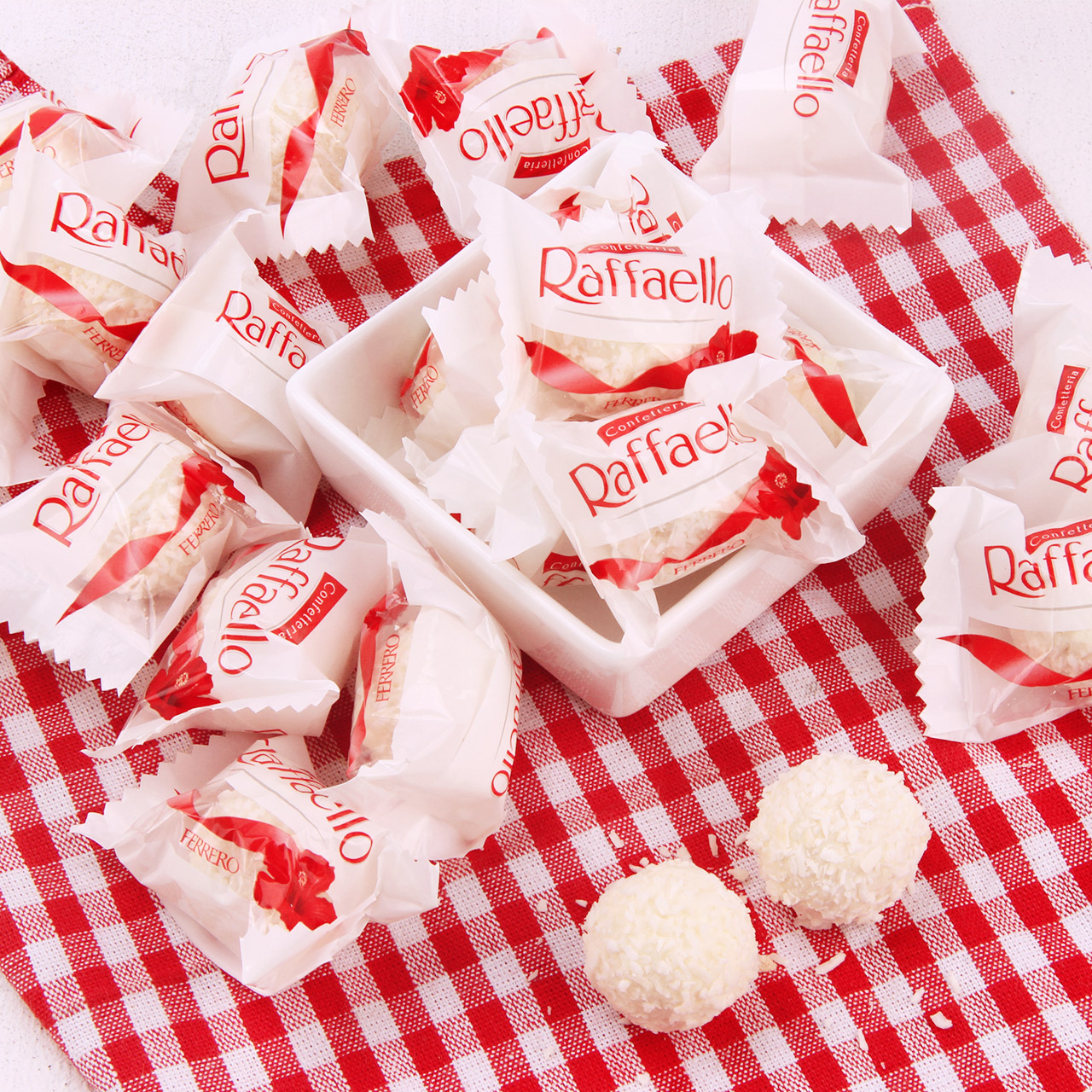 Ferro chocolate Raphael flavored walnut broccoli with 80 imports 30 grain Sesha bulk delight with snacks