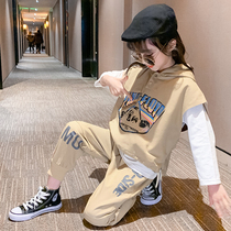 Girls  autumn suit 2020 new childrens girls western style fashionable sports three-piece set big virgin net red autumn style