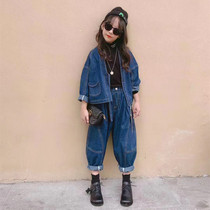 Korean girls denim suit 2021 spring and autumn Western style new Zhongda childrens spring net red fashion two-piece set
