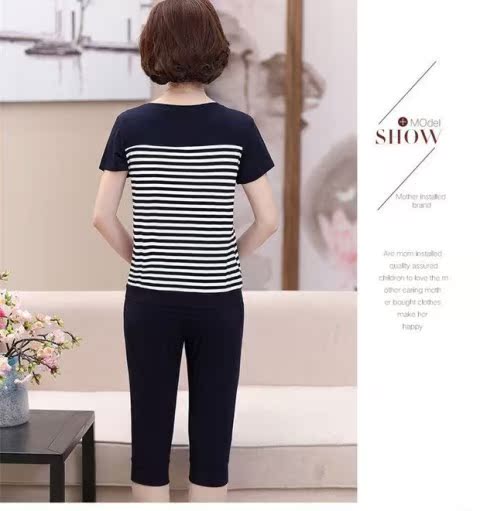 Áo thun mẹ trung niên tay ngắn thể thao phù hợp với cotton cotton rộng kích thước trung niên cotton hai mảnh - Quần áo của mẹ áo khoác tuổi trung niên