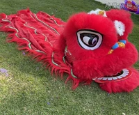 9-дюймовый мигающий красный лев с блестками + хвост (обратите внимание на другие цвета)