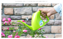Japan imported long mouth watering pot shower kettle Plastic flower pot Gardening watering pot Household plant watering pot