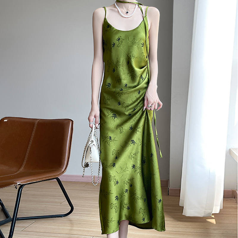 Round Neck Silky Satin Printed Ribbon Dress 2026 New Style Slimming Acetate Strap Dress Round Neck Silky Satin Printed Ribbon Dress 2026 New Style Slimming Acetate Strap Dress